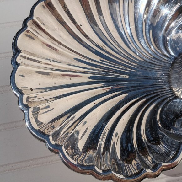 Sheffield Silver Co Clam Shell Footed Serving Dish Silverplated Scalloped Vtg - Picture 4 of 10
